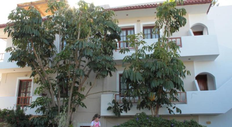 Alexandra Apartments สตาลิดา ภายนอก รูปภาพ